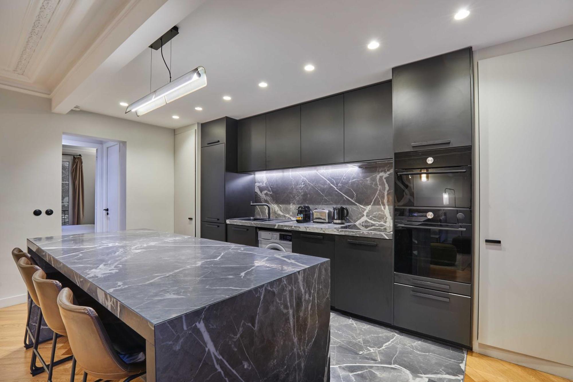 Magnificent Apartment - 3Br- 8P - Batignolles Paris Exteriör bild